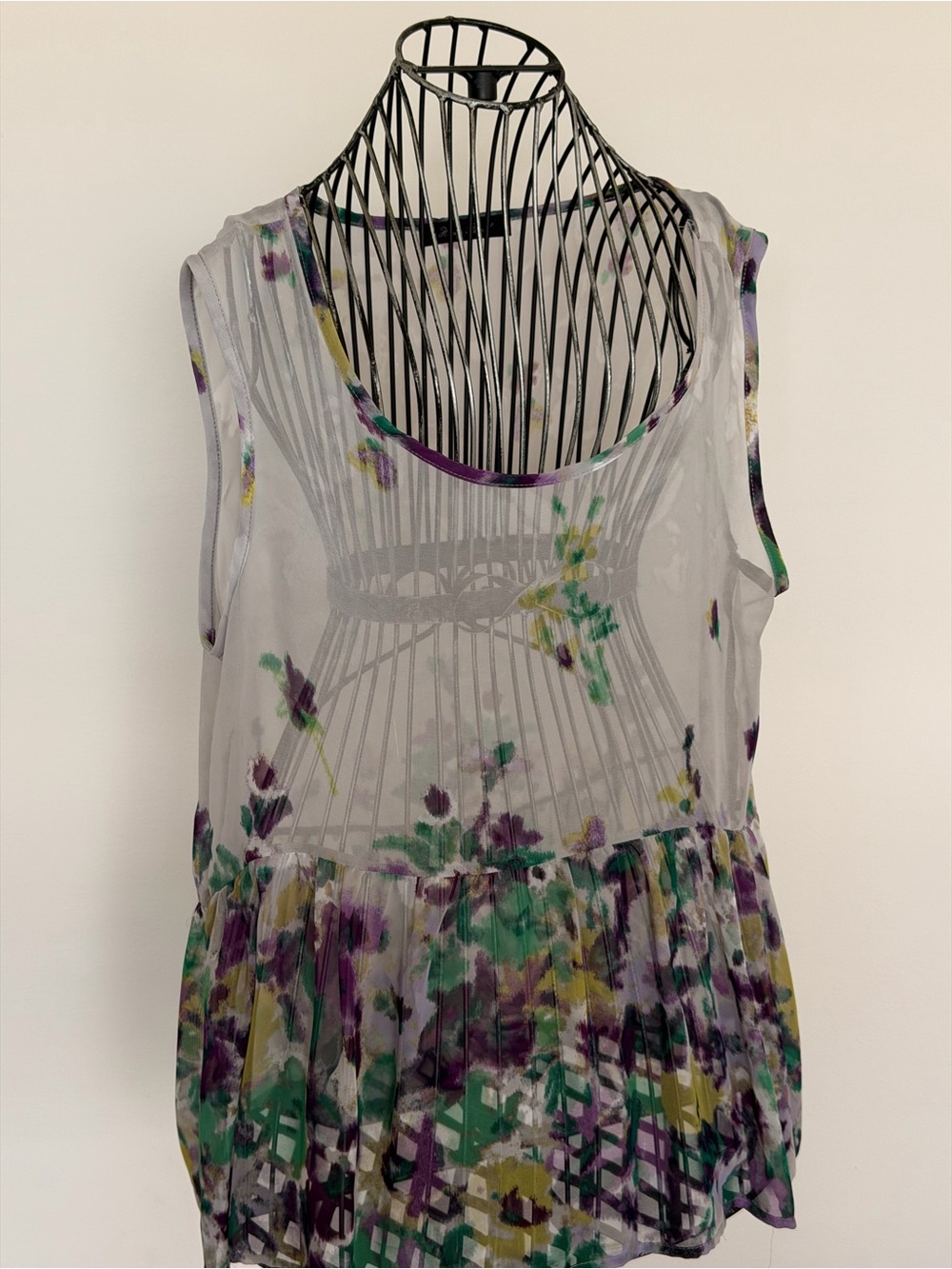 Sheer Floral Sleeveless Blouse